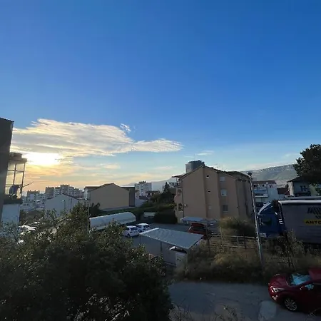 Tim Apartament