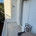 Tim Split
